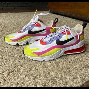 Air Max 270 Reacts - neon